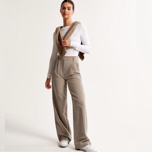 ABERCROMBIE & FITCH Curve Love Sloane Tailored Pant Tan Wide Leg